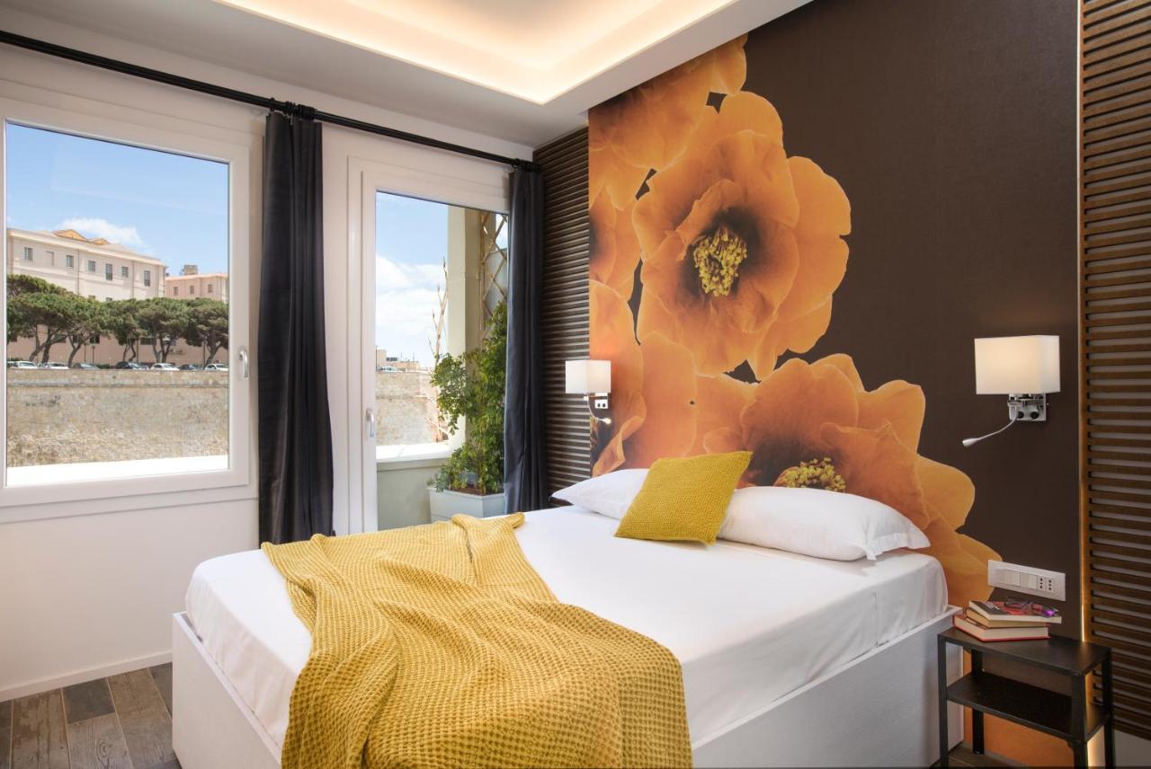 Vista Suites - Piazza Yenne Cagliari Exteriér fotografie