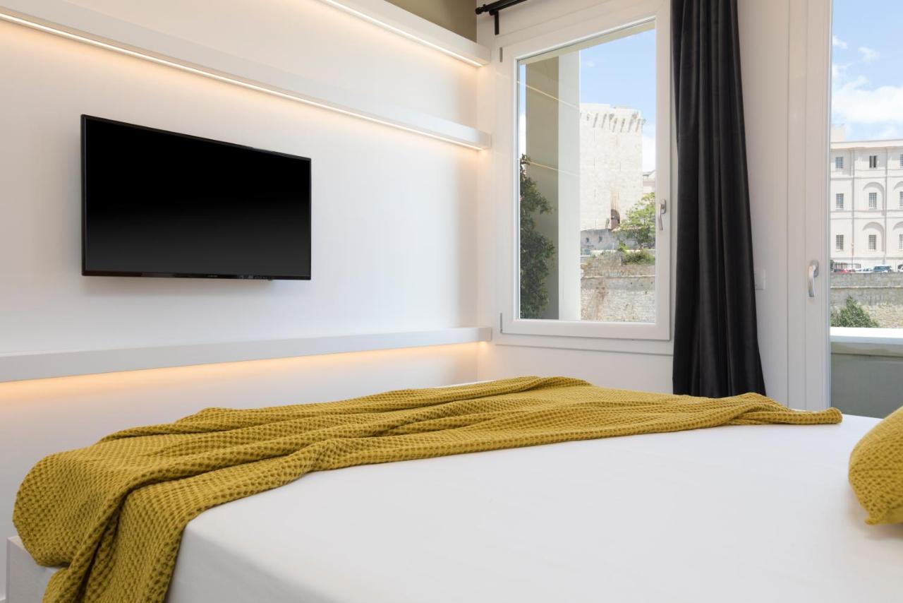 Vista Suites - Piazza Yenne Cagliari Exteriér fotografie
